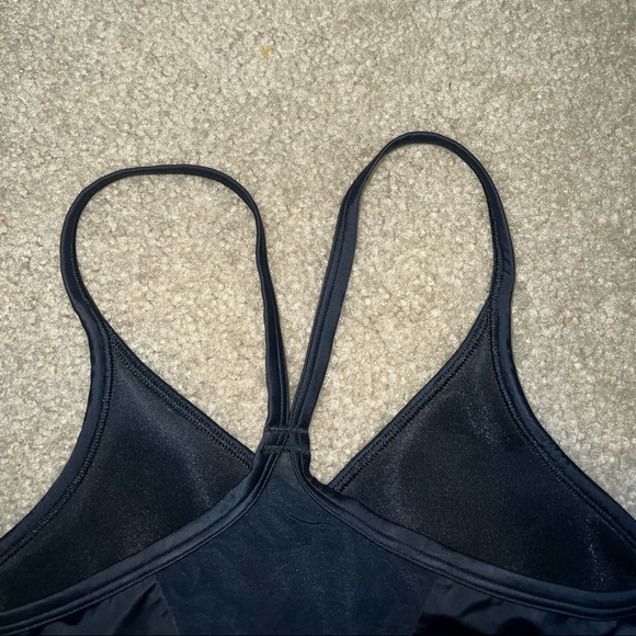 CORE IO Black Sports Bra size 32C - Picture 9 of 14